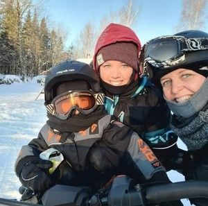 Meet your Posher, Joannie